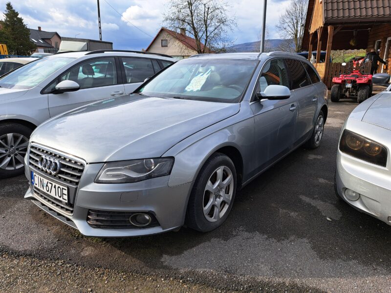 Audi A4 2.0 TDI 2011r Cena 32900 zł Zadbane