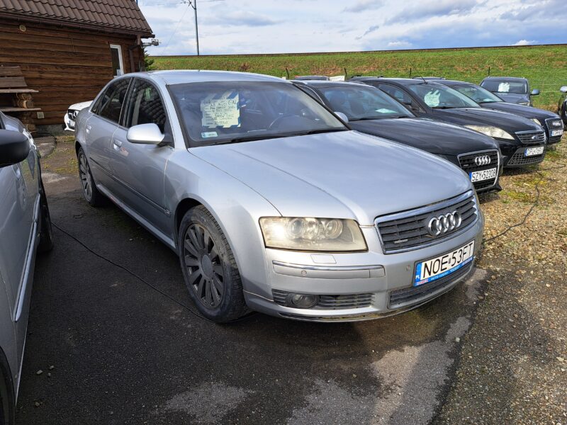 Audi A8 3.7 Gaz 4x4 2004 Cena 19,900 zl