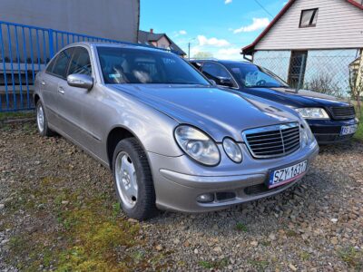 Mercedes E220 2.2 CDi Bardzo Zadbany Super Stan Serwis 2005 Cena 18.900 zl