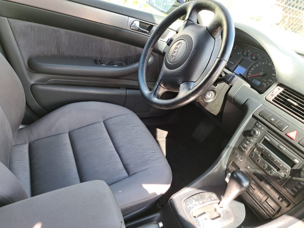 Audi A6 Świeżo Sprowadzone Oplacone od Pierwszego Własciciela 1999 Cena; 8900 zł