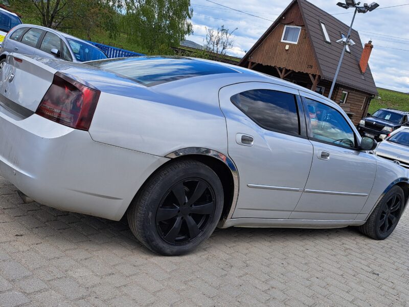 Dodge Charger 2.7 Gaz 2007 Cena 19.900 zł Okazja