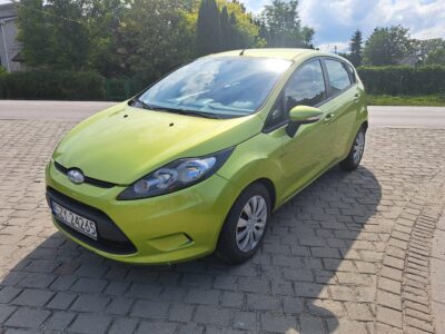 Ford Fiesta 1.2 Klima Pierwszy Właściciel 2009 Cena 14.900 zł