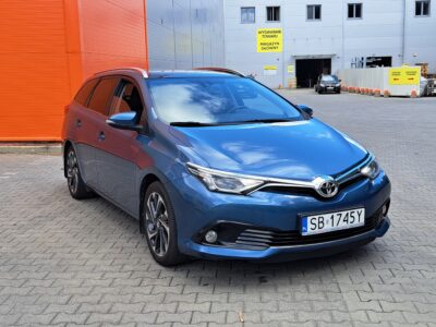Toyota Auris 1.6 d-4d Salon Polska Mega Zadbane Doinwesowany okazja 2016 Cena 32.900 zł